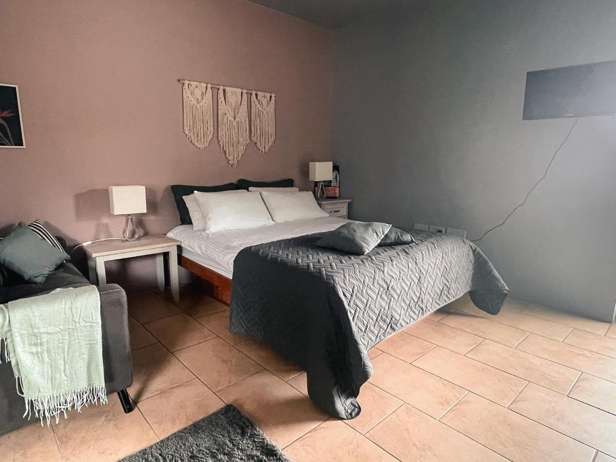 The Blue Door Apartment Керсівін Екстер'єр фото